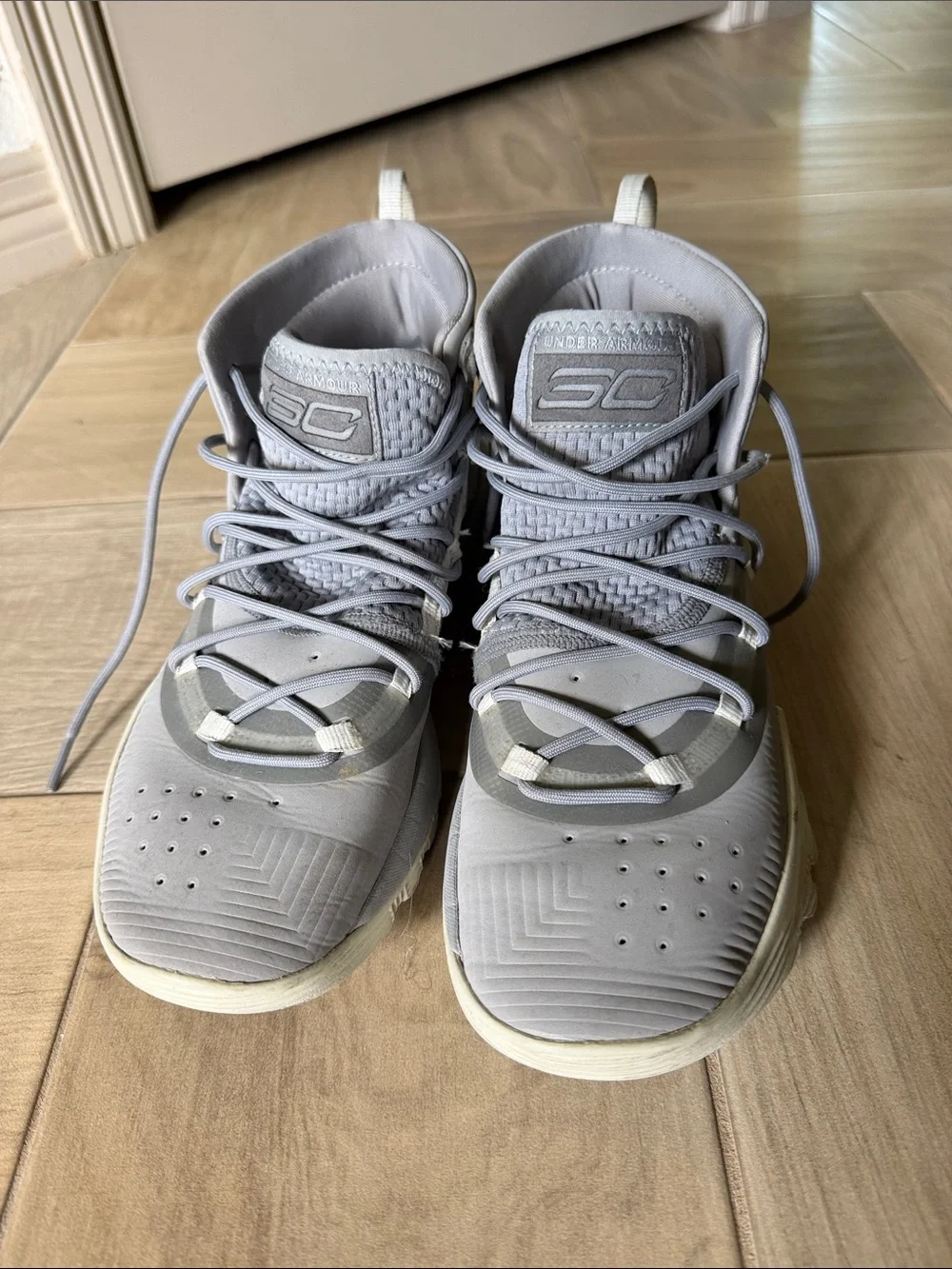 Under Armour Curry 3Zer0 2 Light Gray High-Top Athletic Shoes
